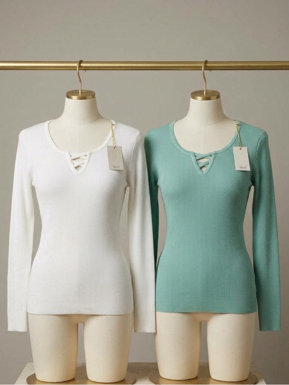 croft & barrow 2/20$ Aqua and White Ribbed Crewneck Sweaters
